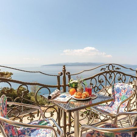 Nice Apartment In Krvavica With House Sea View Esterno foto